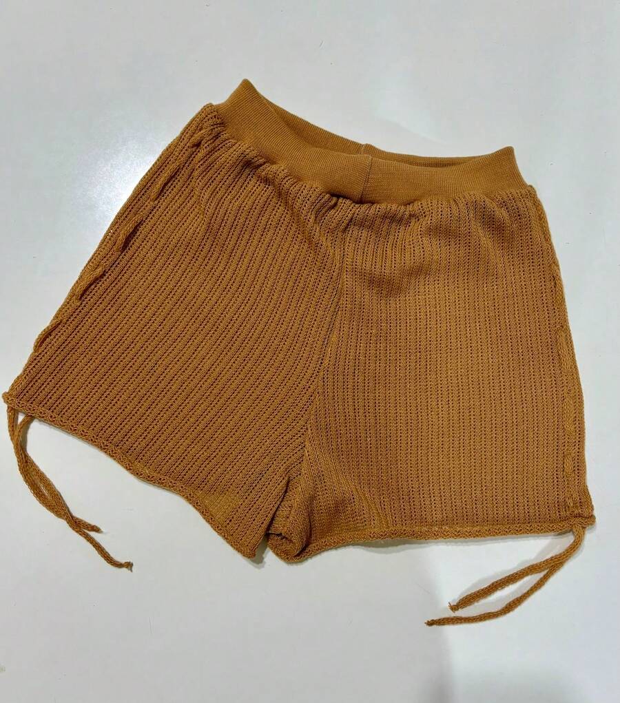 Knitted Beach Shorts With High Waistband And Adjustable Crochet On The Side - 駝色 - 查看 1