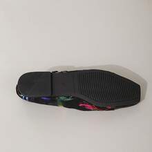 Zapatos Mary Jane de estilo chino retro 2025, color negro, escote bajo, vibra suave, tacón grueso, adecuados para todas las estaciones