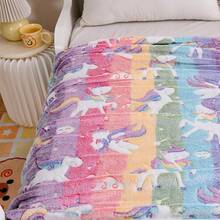 1 cobertor de flanela que brilha no escuro com estampa de cavalo e nuvem, macio e aconchegante, adequado para todas as estações - ideal para sofá de sala de estar, quarto, camping, decoração de casa para festas, presentes de viagem e feriados, presente perfeito para você - manta de flanela leve e fofa