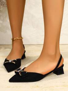 Tacones altos versátiles de mujer con punta afilada, tira trasera, hebilla y lazo, de bajo escote, para uso diario, talla grande, color negro, para primavera/otoño