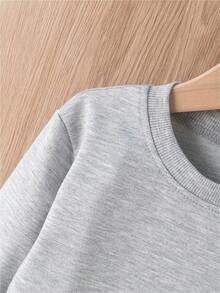 "Heart Crusher" Truck And Heart Graphic Boys' Valentine's Day Sweatshirt, Gray Color Crew Neck Long-Sleeved Toddler Boy Valentine's Day Clothes - 灰色 - 查看 3