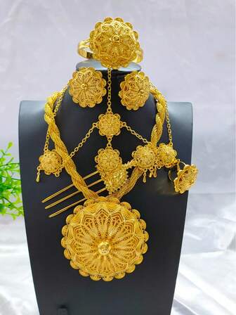1 Necklace, 1 Pair Earrings, 1 Ring, 1 Bracelet, 1 Headchain, 1 Hair Clip, 6pcs Fashionable Gold-Plated Floral Pendant Jewelry Set, Suitable For , Saudi Arabian, European And American, Dubai, Bride, Wedding, Party, Halloween, Graduation, Holiday Gift For Girlfriend, Necklace, Earrings, Bracelet, Headpiece