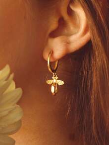 1 Pair Vintage Cute Bee Brass Zirconia Dangle Earrings Party Boho Style Unique Design Exquisite Jewelry Gift For Women(No Box)