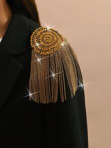 1pc Fashionable Silvery Women's Shoulder Patch Brooch, Multifunctional, Exquisite, Elegant, And Unique Personalized Luxury Men's Epaulette Accessories, Suitable For Daily Business Commuting