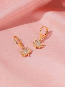 Brincos de Folha de Bordo Incrustados de Zircônia para Mulheres