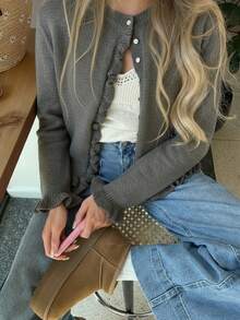 Senya 女士秋冬新款浪漫棕色前开襟针织开衫，蕾丝设计休闲针织毛衣上衣，圆领长袖，适合日常约会、假日、度假、情人节、女士冬季毛衣、新年等场合。 - 灰色 - 查看 2