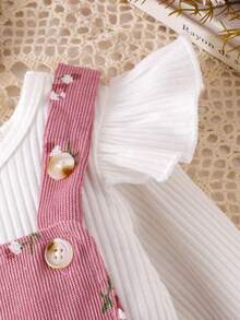 3 件套女婴甜美纯色长袖 T 恤上衣和花卉层叠荷叶边腰部围裙裙套装，配有蝴蝶结头带 - 粉色 - 查看 6