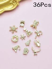 36 Weihnachts-Nageldekorationen Legierung Ornamente gemischt 3D Glocken, Schneeflocken, Weihnachtsbäume, Elch-Kränze, Geschenkboxen, Gold- und Silber-Weihnachts-Nagelzubehör, Französische Maniküre Zubehör