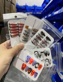 24-Piece Nail Set, All Kinds Of Press-On Nails, Nail Art Supplies - Random Delivery 1 Piece, Halloween Theme Nails (Random Delivery)