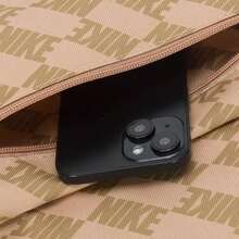 Nike Mochila infantil Y NK BRSLA JDI MNI BK-AOP FA25 Mochila compacta y ligera de almacenamiento mini HV6481-200 - Blanco/Efedra - Ver 11