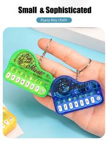 1 Stück/6 Stück Mini kreative Klavier Schlüsselanhänger Tasche/Rucksack Anhänger dekorierte Spielsachen, Klavier spielen und Finger Entspannung (Spiel-/Freispiel-Modus), stressabbauende Fingerspielzeuge, personalisierte transparente Farbe, Geschenke für Teenager zu Geburtstag/Halloween/Weihnachten/Ostern