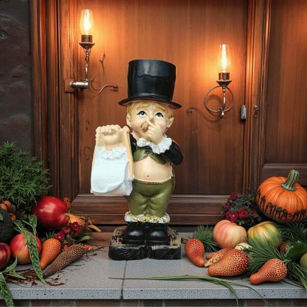 Christmas Decorative Fun Gentleman Tissue Holder, Toilet Paper Storage, European And American Style Holiday Decorative Craft