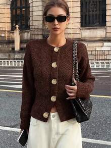 Einfarbiger gerippter Knopf-Glanzgarn-Muschelknopf-Cardigan, Partytragen