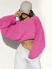 Vacation Outfits Women, Tito's Handmade Vodka & Austin Texas Graphic Oversized Cropped Sweatshirt, Oversized, Graphic, Streetwear, Pub Crawl, Concert, Night Out, Weekend, Casual, Spring Outfits - Hoa hồng đỏ - Xem 4