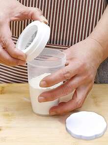 1 件塑料面粉筛、手持面粉粉糖分配器、小麦粉网筛、调味粉撒布器、调味粉瓶、手动粉筛、带盖可可粉撒布器、肉桂筛、糖粉摇晃器、适用于糖霜、可可粉、巧克力粉、面粉、抹茶粉、咖啡粉 - 白色 - 查看 2