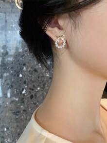 1 Pair Classic French Fashion Korean Style Earrings, Minimalist Delicate Faux Pearl Luxury Earrings - Multicolor - View 3