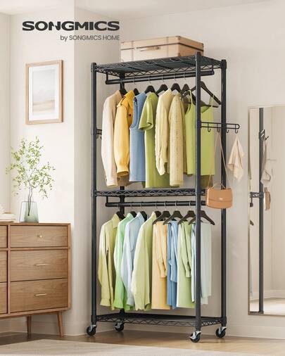SONGMICS ハンガーラック 洋服かけスチールラック 衣装ラック 調整可能な棚とポール フック、キャスター付き 簡単組立 ワードローブ