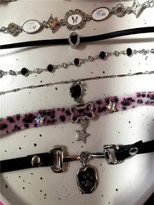 4pcs Y2K Cat Paw, Star, Heart Gothic Aesthetic Pendant, Plush Leopard Bone Necklace Accessories, Suitable For Women, Halloween, Party, Holiday Gift