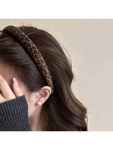 1件装女士豹纹高冠海绵发箍，时尚百搭高端简约头饰，适合日常佩戴、沐浴、化妆、搭配服装等场合。