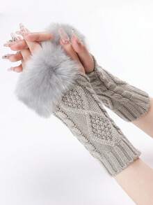 زوج من القفازات القصيرة بدون أصابع مزخرفة بشكل معين للنساء، قفازات مفتوحة الأصابع محبوكة دافئة للموضة في فصلي الخريف والشتاء - رمادي فاتح - مشاهدة 4