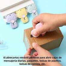 Paquete de 12 Cutters Mini Navajas Utilitarias Retractables con Forma de Oso Panda: Abridor de Sobres y Cortador de Papel con Hoja de Acero Inoxidable, Mango Ergonómico de Plástico para Comodidad, Ideal para Manualidades DIY, Hogar, Oficina, Escuela y Material de Papelería, Herramienta Adorable y Funcional para Uso Diario y Talleres Creativos - de colores - Ver 6