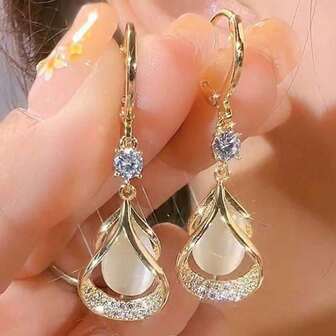 2pcs Women's Blingbling Earrings Bohemian Water Drop Shiny High-End Fashion Earrings For Banquet Party Gifts