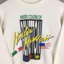 Vintage  Sweaters Medium UCB Italia Hawaii Flag Printed Pullover UCB Benetton  Bluza Z Okrągłym Dekoltem Rozmiar M - trắng - Xem 2