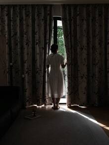 1 件遮光隔热窗帘布 - 99% 抗紫外线涤纶，杆袋悬挂，不可漂白平纹，卧室艺术主题，涂层遮光隔热，降噪 - 非常适合卧室、农舍和学校深度睡眠（面料重量 180 克）