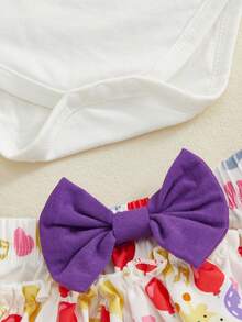 Conjunto de cumpleaños para bebé niña con pelele de manga larga con estampado de globos de animales, pantalones cortos con volantes escalonados y diadema con lazo - Blanco - Ver 5