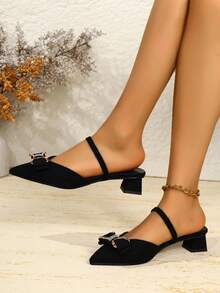 Tacones altos versátiles de mujer con punta afilada, tira trasera, hebilla y lazo, de bajo escote, para uso diario, talla grande, color negro, para primavera/otoño