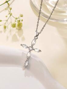 1 pieza Collar con colgante de cruz de circonita cúbica de lujo y estilo vintage, colgante de cruz de cristal de vidrio exquisitamente brillante, joyería unisex adecuada para uso diario y fiestas, regalo para hombres, mujeres, amigos, esposa, hija, elegante para cumpleaños, aniversario, festividades