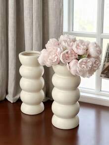 1 pièce Vase en céramique blanche minimaliste et chic en forme de chenille, design haut de gamme, décoration de niche pour arrangement floral au salon, table de chevet, accessoires pour la maison, pot de fleurs pratique et élégant pour le salon, la salle à manger, l'entrée, la chambre, le balcon