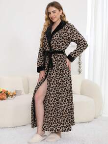 Bata larga de felpa con estampado de leopardo para mujer - Bata de baño esponjosa y suave con cinturón de amarre | Ropa de estar en casa cómoda con cuello en V - Multicolor - Ver 5