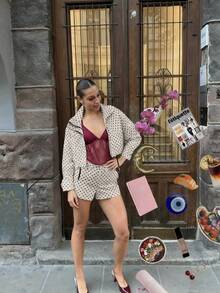 女士复古立领长袖撞色波点抽绳外套，百搭休闲泡泡雪纺街头通勤外套 - 杏色波點 - 查看 3