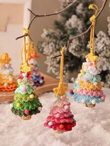 1 pièce Décorations de Noël en crochet faites à la main - Fils de tissu doux, crochetés multicouches et multicolores, anneaux de suspension et décorations étoile dorée au sommet - Décorations de style DIY convenant pour Noël, la Saint-Valentin, la maison, le bureau