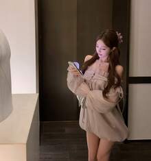 Women Short Dresses - 煙裸色 - 查看 4