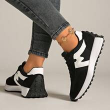 女式复古轻便休闲运动鞋，女式跑步运动鞋