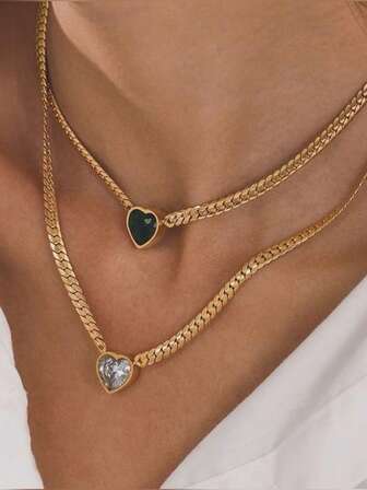 قلادة معلق من الفولاذ المقاوم للصدأ أنيقة ورومانسية مرصعة بزركونيا مكعبة بيضاء/خضراء، مناسبة للارتداء اليومي للنساء أو حفلات العطلات، كما أنها تشكل هدية رائعة للأحباء