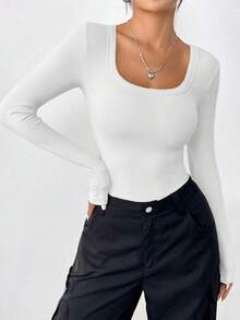 PRETTYGARDEN Women Spring And Fall Long Sleeve Shirts Clothes Cute Going Out Tops Ribbed Tight Fitted Plain Basic Tee Tshirts Vacation Outfits For Women - 淺白色 - 查看 2