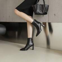 2025 New Autumn/Winter Women's High Heel Short Boots, Pointed Toe Chunky Heel Elastic Slim Fit Boots With Fur Lining - Black - View 4