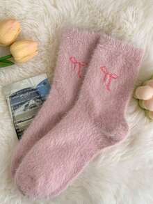 5双貂绒蝴蝶结蓬松中筒袜，可爱甜美，厚实保暖，居家睡眠皆宜，蝴蝶结图案，柔软舒适，适合秋冬季圣诞节礼物