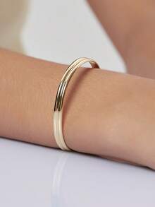 Charm-In 1 件简约光滑镂空手镯，铜镀金首饰，女士时尚配饰，适合日常佩戴和派对 - 金黃色. - 查看 11