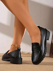 2025新款乐福鞋女皮鞋英伦风低跟百搭纯色简约平底鞋