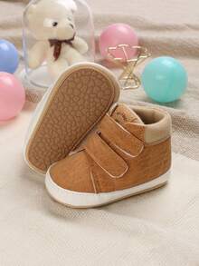 Zapatillas de suela blanda de unicolor versátiles para bebés de 0 a 1 año