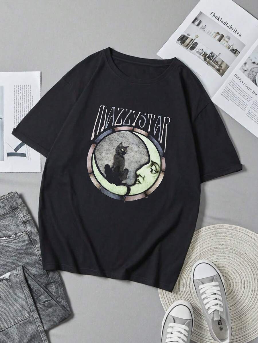 Round Neck Black T-Shirt with Cat and MAZZY STAR Print for Casual Wear - Negro - Ver 1