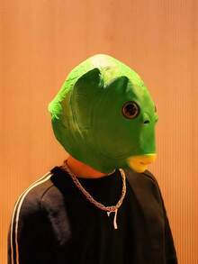 1pc Funny & Creative Prop, Modern Style Fish Head Mask, Adult Party Costume Fish Head Mask, Unisex, Suitable For Easter,Halloween,Carnival, Masquerade Ball, Party & Holiday Amusing Prank Prop [Small Holes May Appear Due To The Thermal Expansion And Contraction Of The Material, Which Is A Normal Phenomenon And Not Related To The Product Quality]