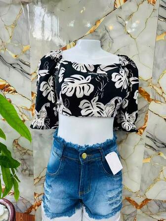 Conjunto 2025 novo colete com short de jeans , colete com corda atras da pra amarra com elastano , short de jeans com bolso atras e na frente com botão e ziper