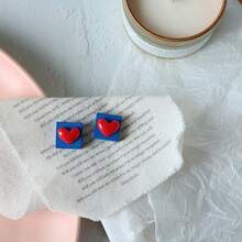 1 par de pendientes geométricos con forma de corazón retro, adecuados para el uso diario de las mujeres