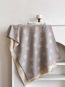 1pc Elegant Iris Flower Jacquard Scarf, Warm And Versatile For Women, Suitable For Air-Conditioned Rooms, Autumn/Winter, Fashion Accessory And Gift - Light Grey - View 3