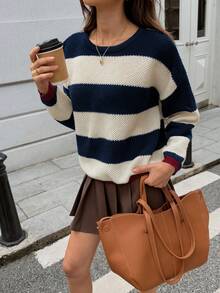 Just Masa Woman's Autumn And Winter New Color Blocked Round Neck Knitted Pullover Graduation Sweater Loose Long Sleeve Going Out Tops